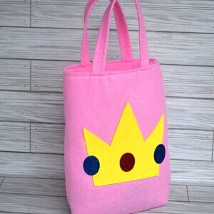 Halloween trick or treat felt bag/ Princess Peach crown